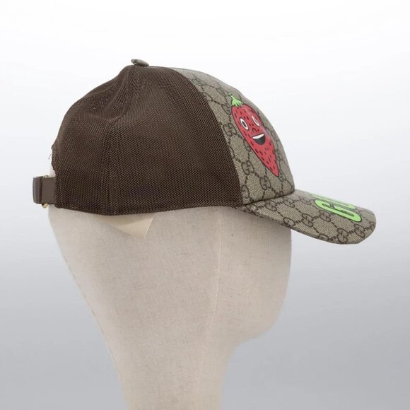 GUCCI GG Supreme Strawberry baseball Cap PVC XL Beige 700665 Auth am7681V - Picture 15 of 16